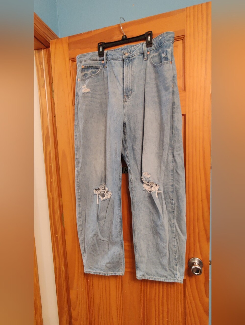 Gap Curvy High Rise Barrel Ripped Light Wash Jeans Women's Size 33 16R